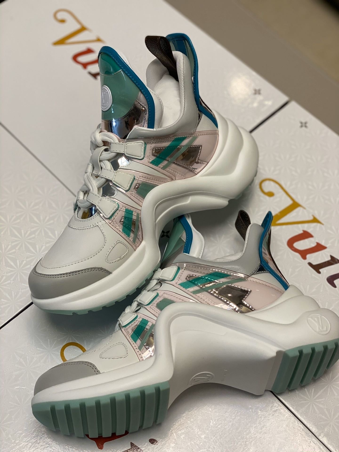 Archlight Sneaker