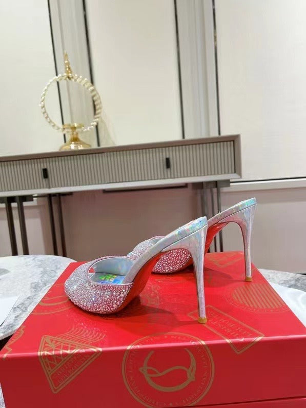 Me Dolly Strass