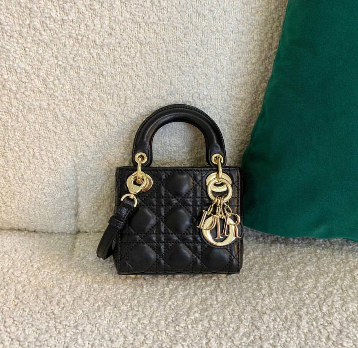 Micro Lady D