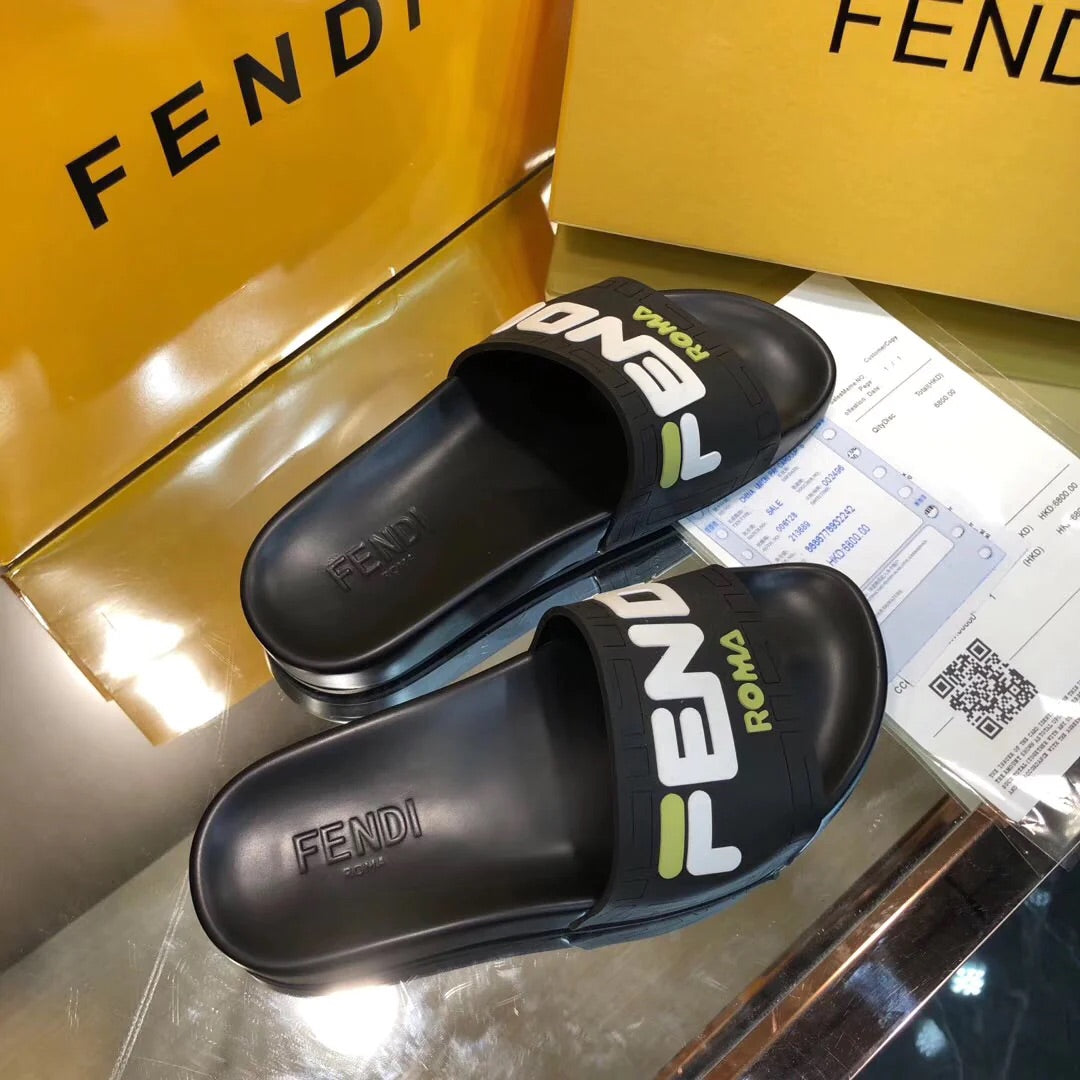 Logo Mania Slides