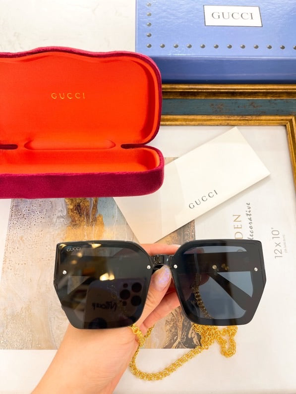Logo Chain Sunglasses