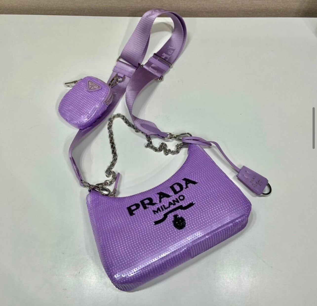 Re Edition Pochette