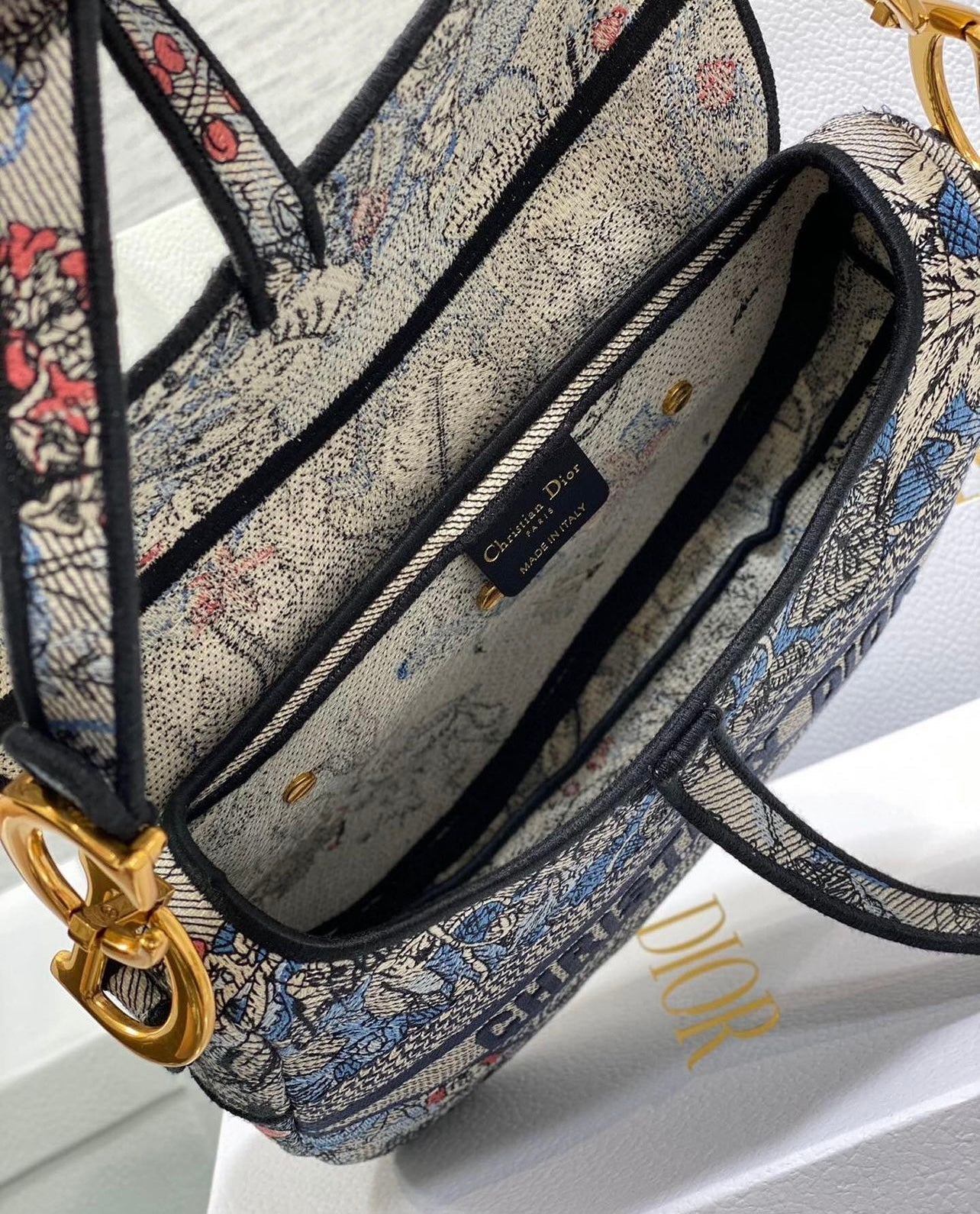 Saddle Bag
