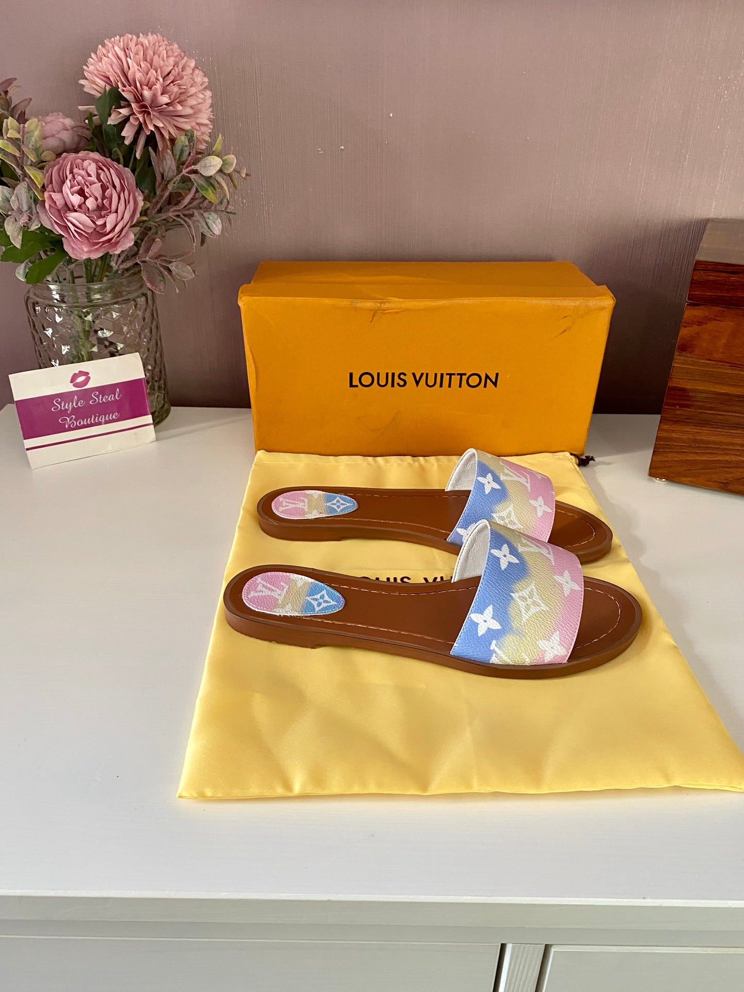 Escale Lock It Flat Mules