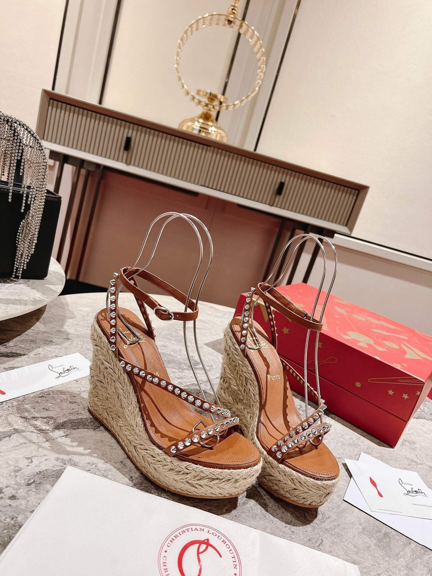 Mafaldina Wedges