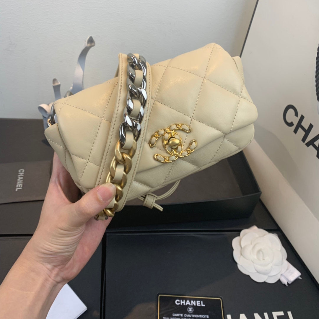 19 Waist Bag