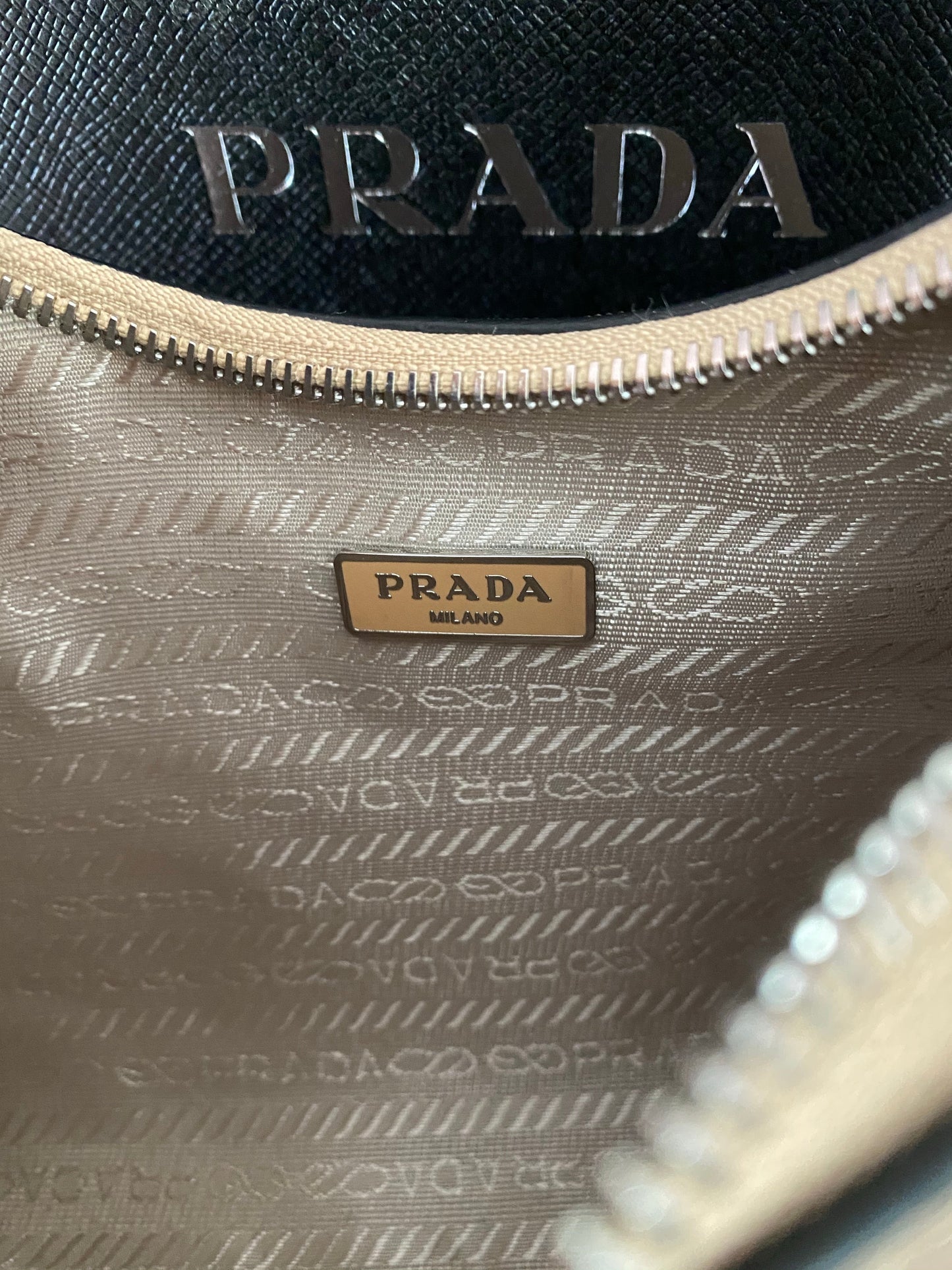 Re Edition Leather Bag