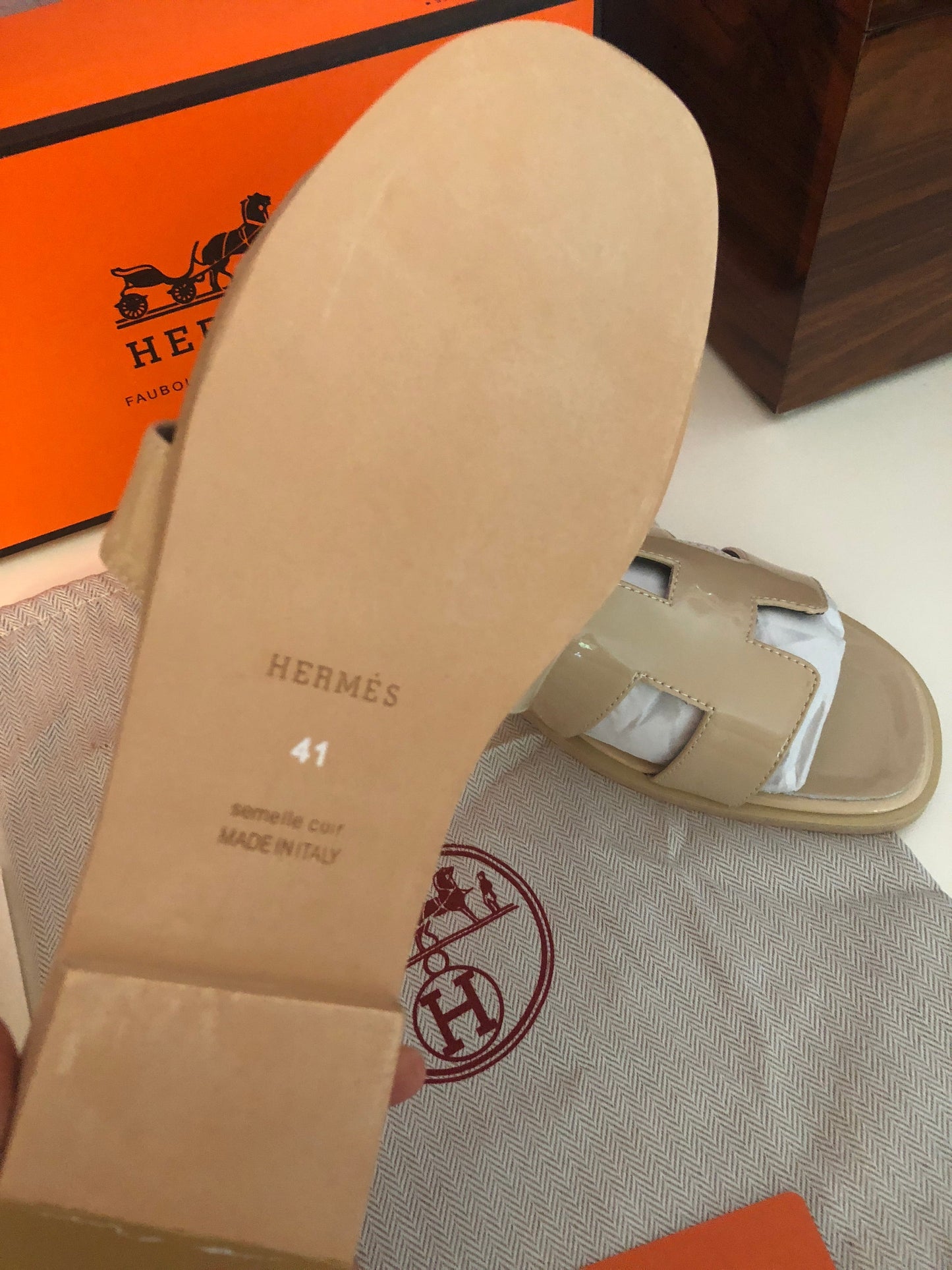 Oran Sandals Patent