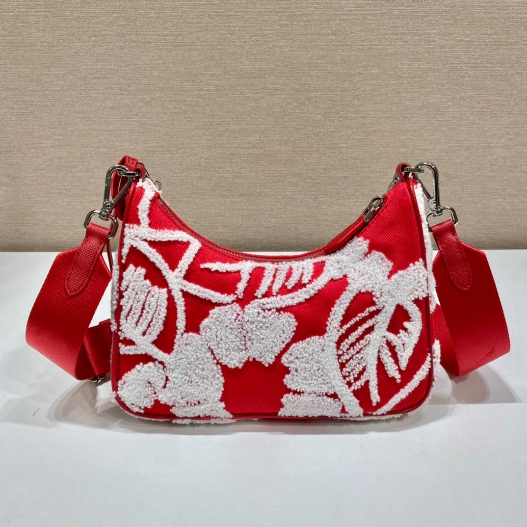 Re Edition Pochette