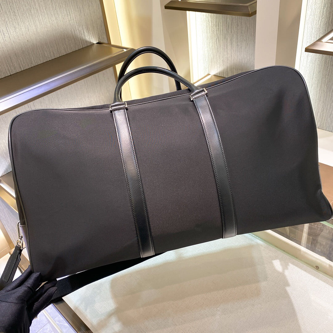 Re Nylon Holdall
