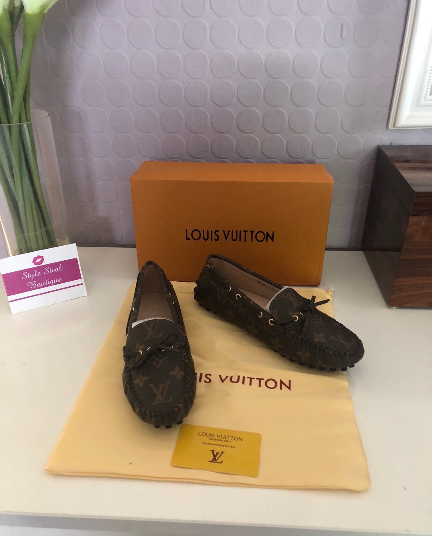 Gloria Loafers