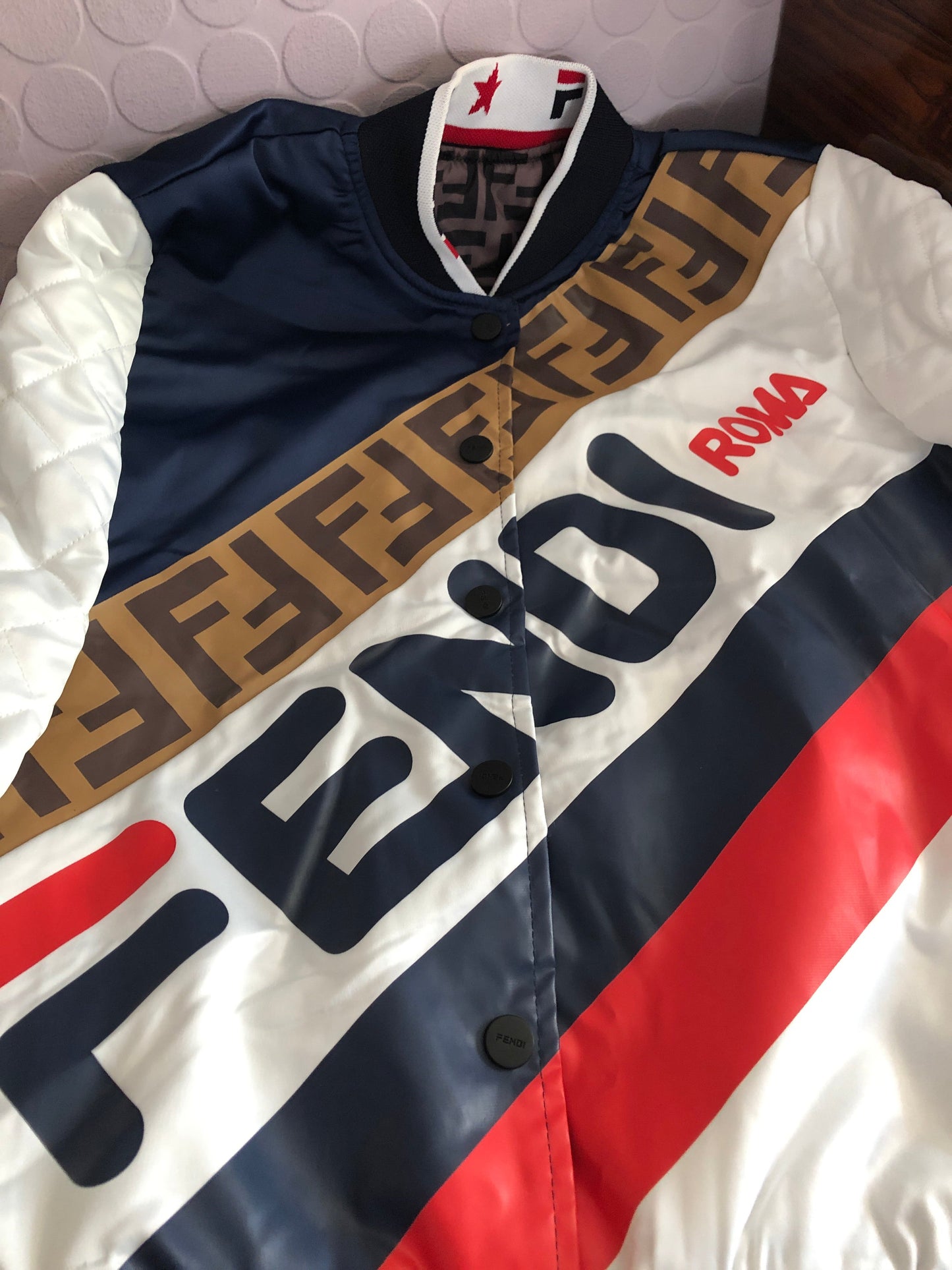 Reversible Bomber