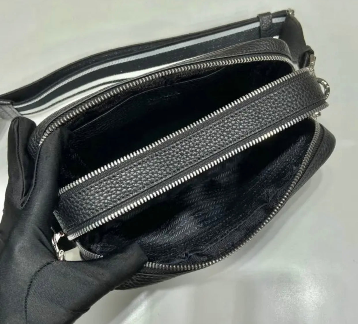 Medium Leather Bag