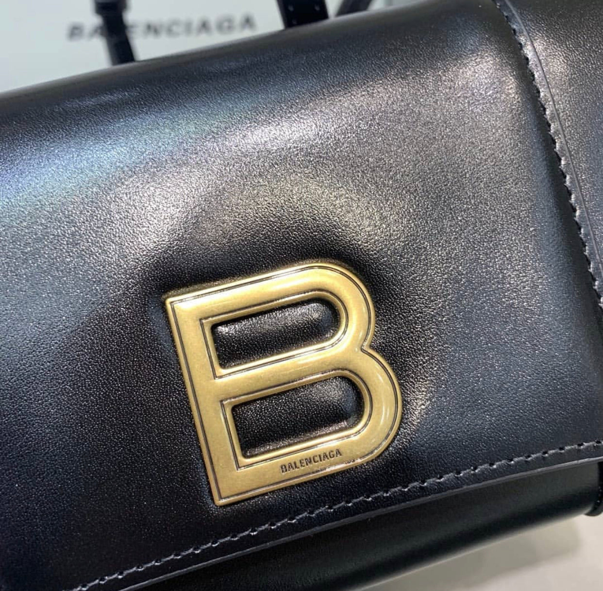 Hourglass Belt Bag