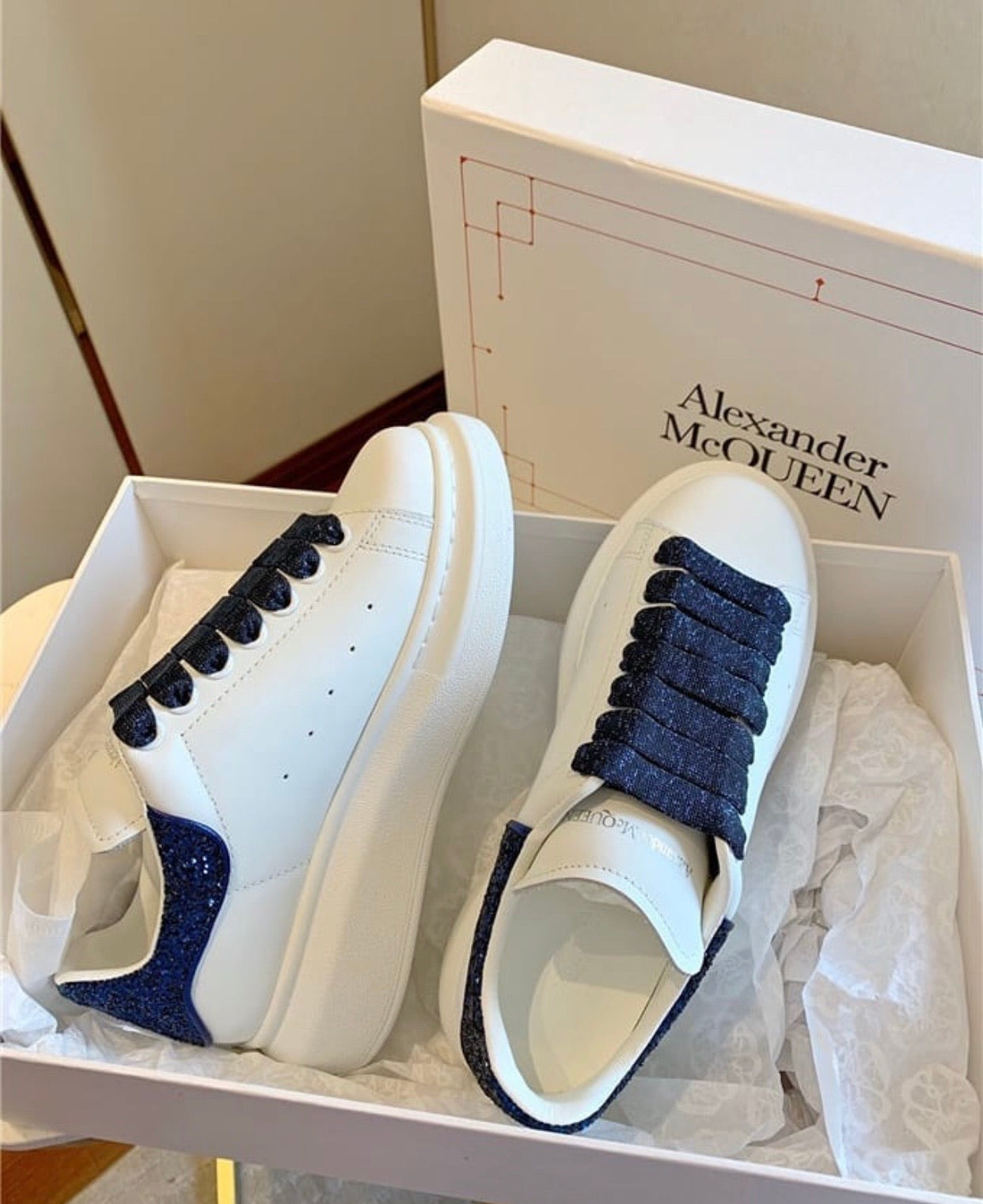 Oversized Sneaker Glitter