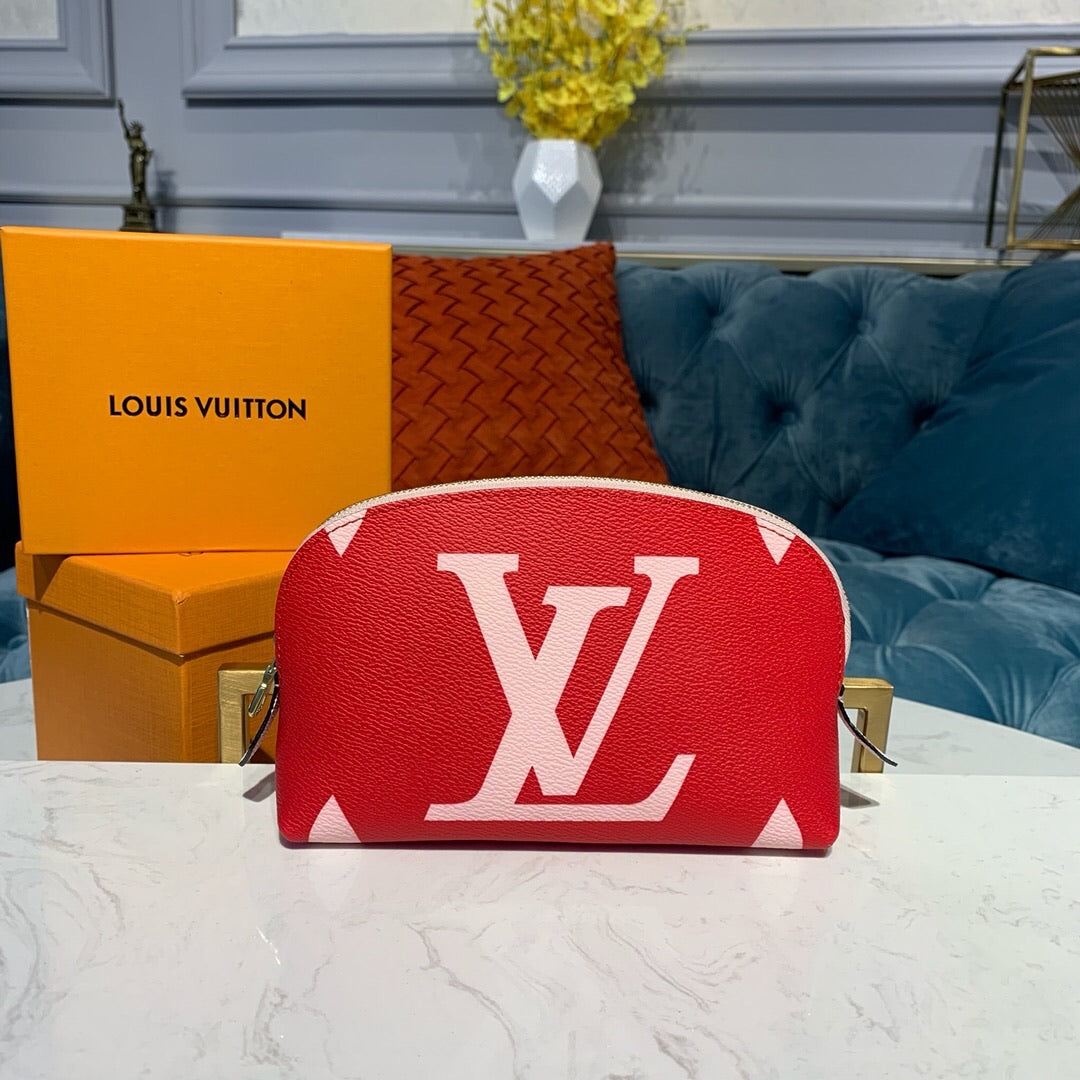 Giant Monogram Cosmetic Case