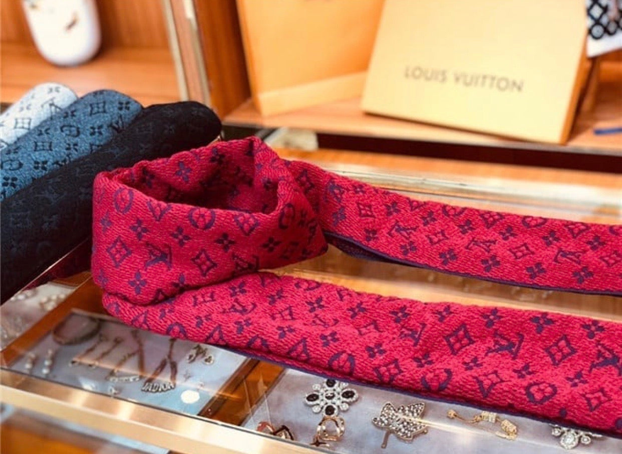 Monogram Classic Scarf