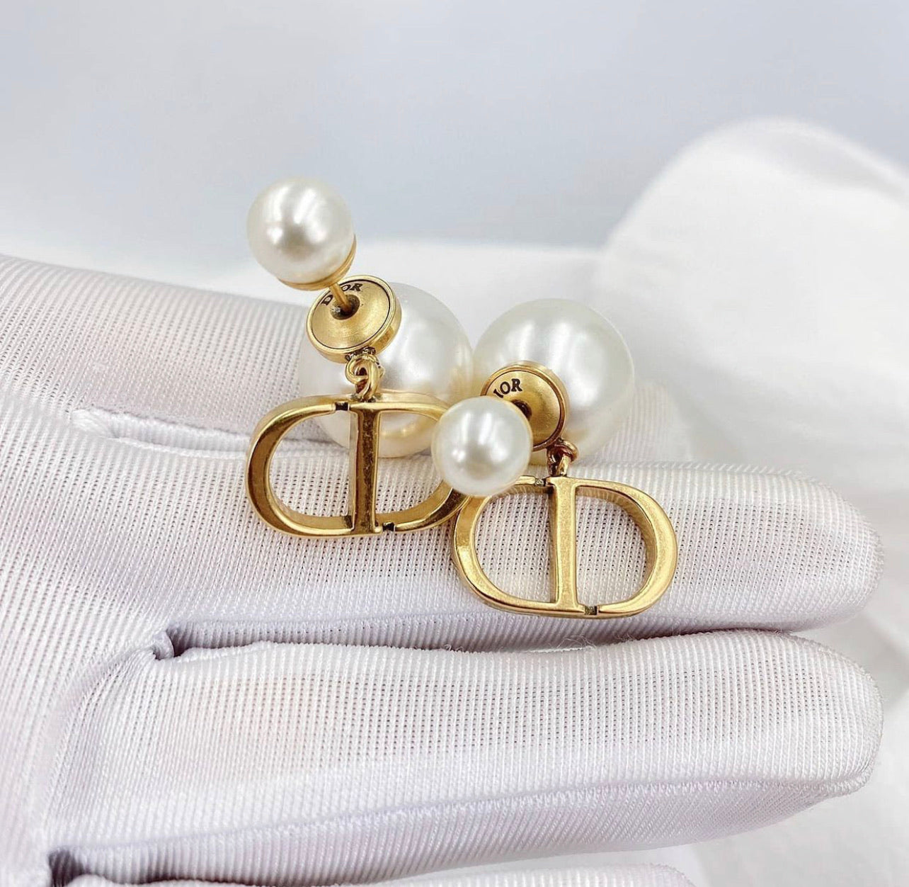 Pearl Earrings