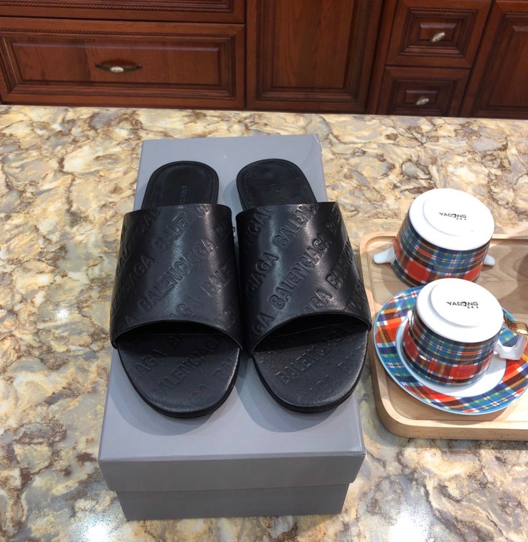 Oval Mules