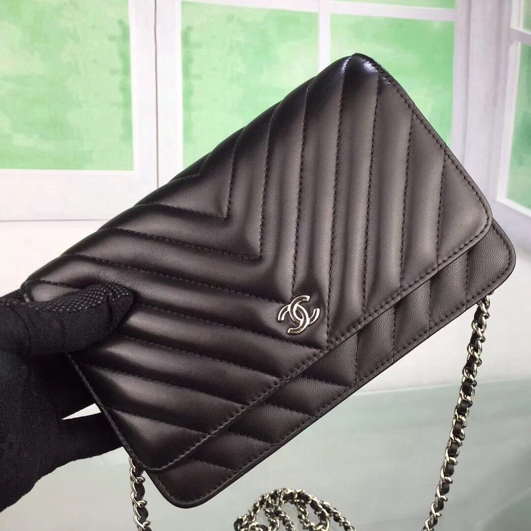 Chevron Lambskin Woc