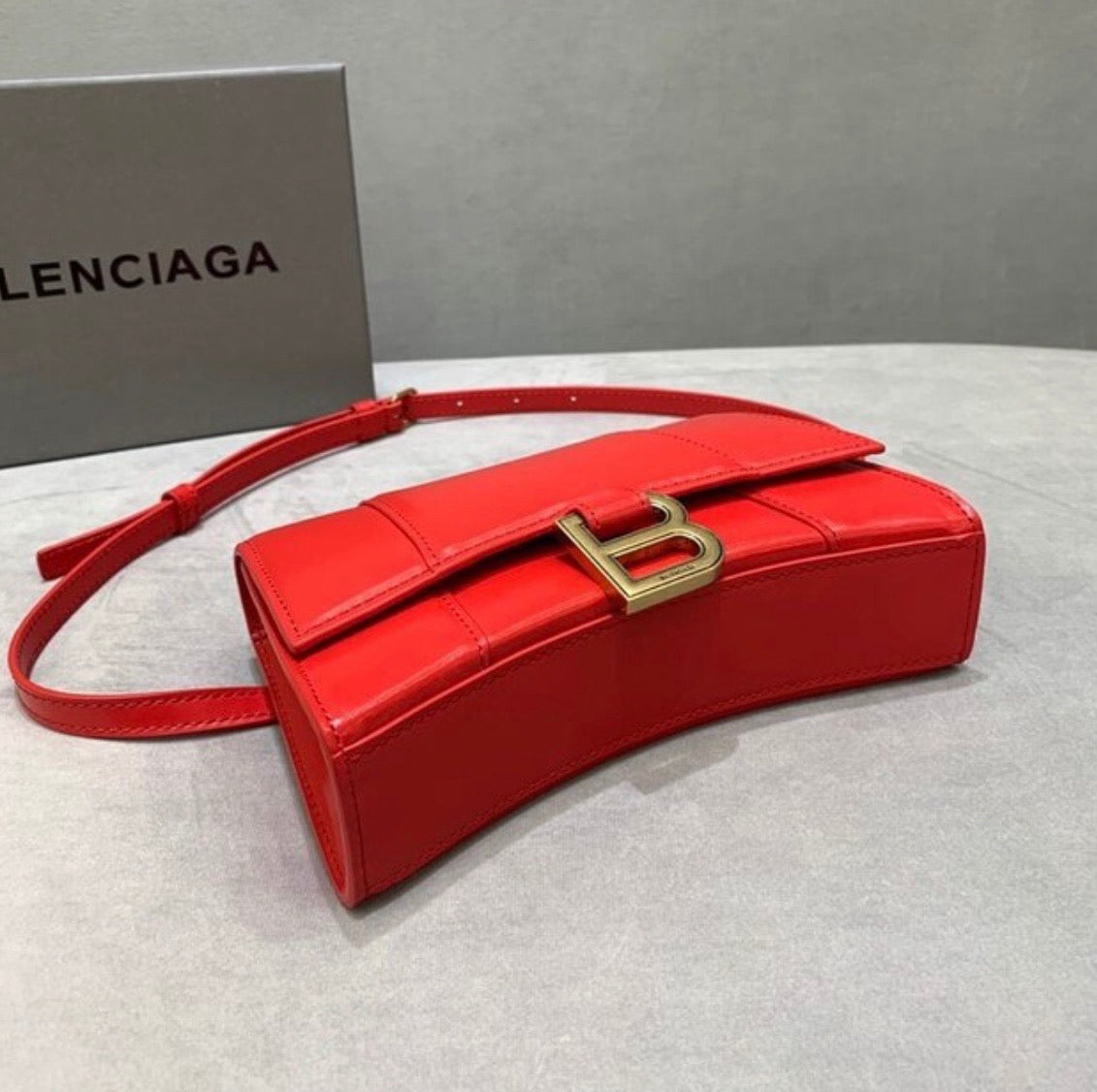 Hourglass Belt Bag