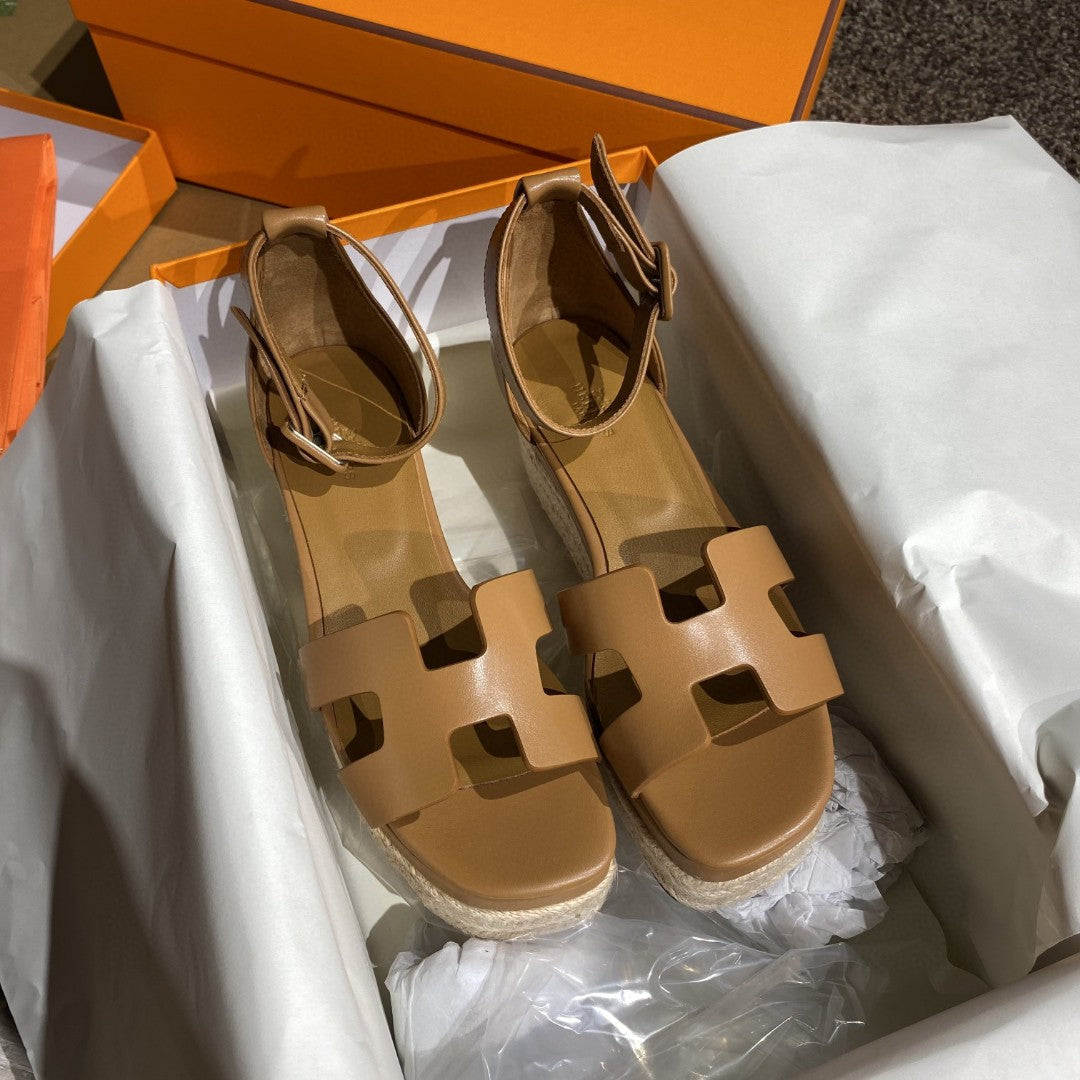 Elda Wedges