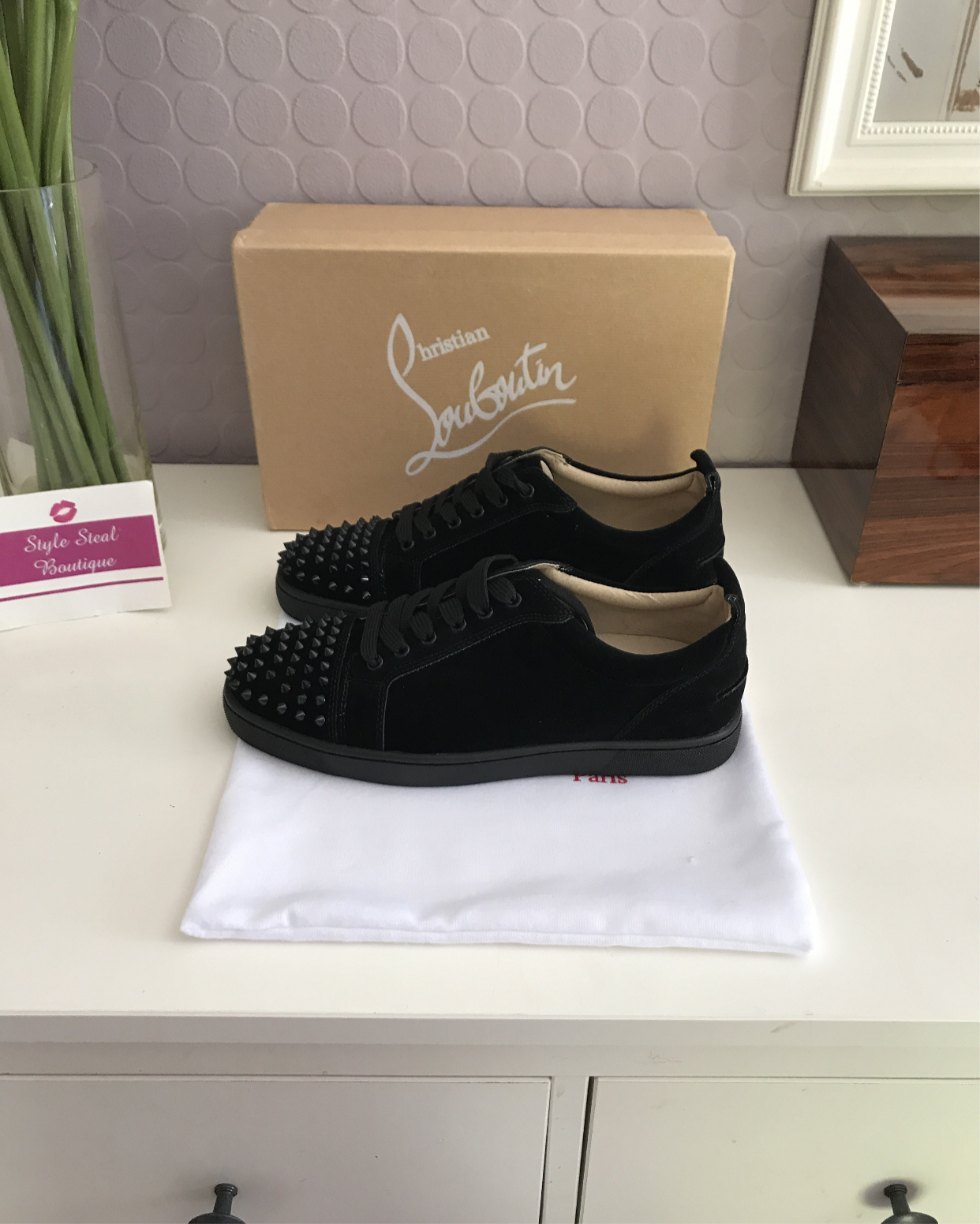 Louis Spikes Womens