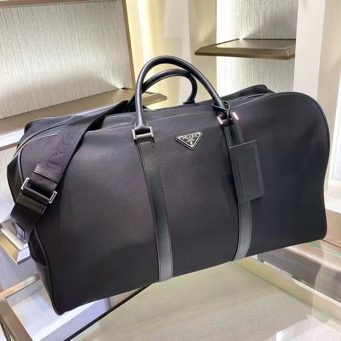 Re Nylon Holdall
