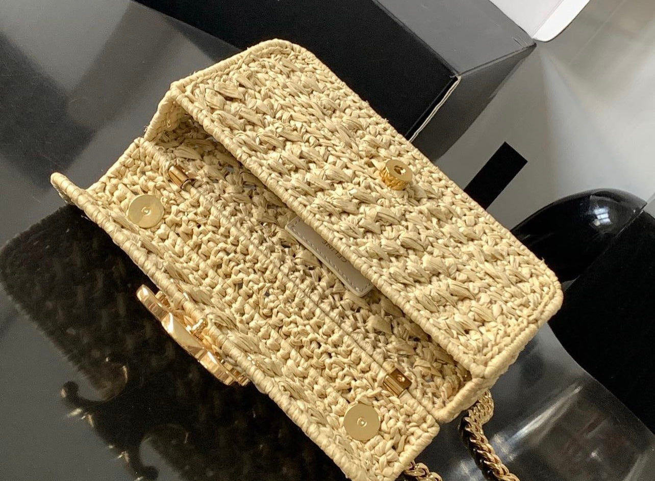 Raffia Triomphe