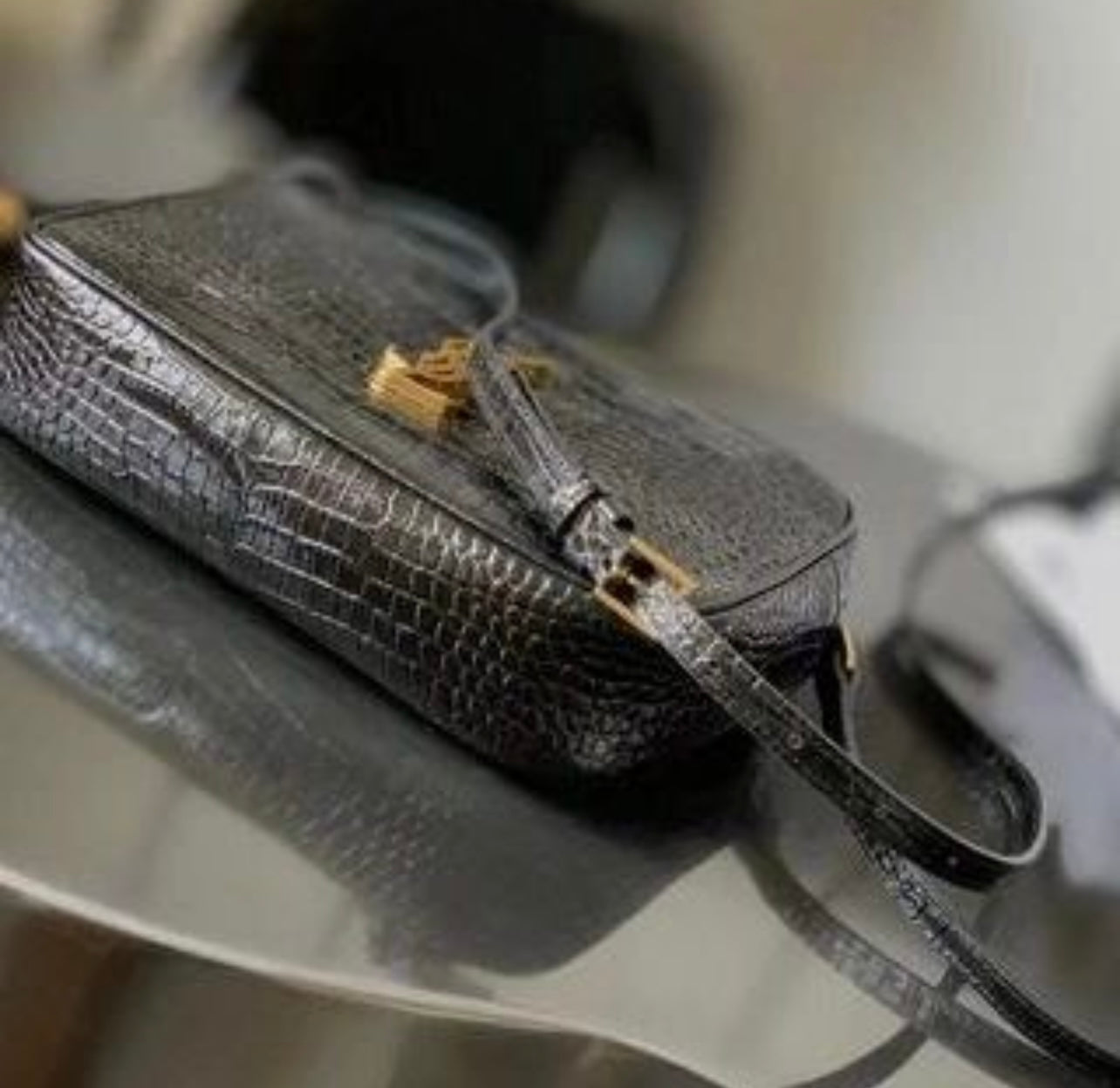 Lou Camera Bag