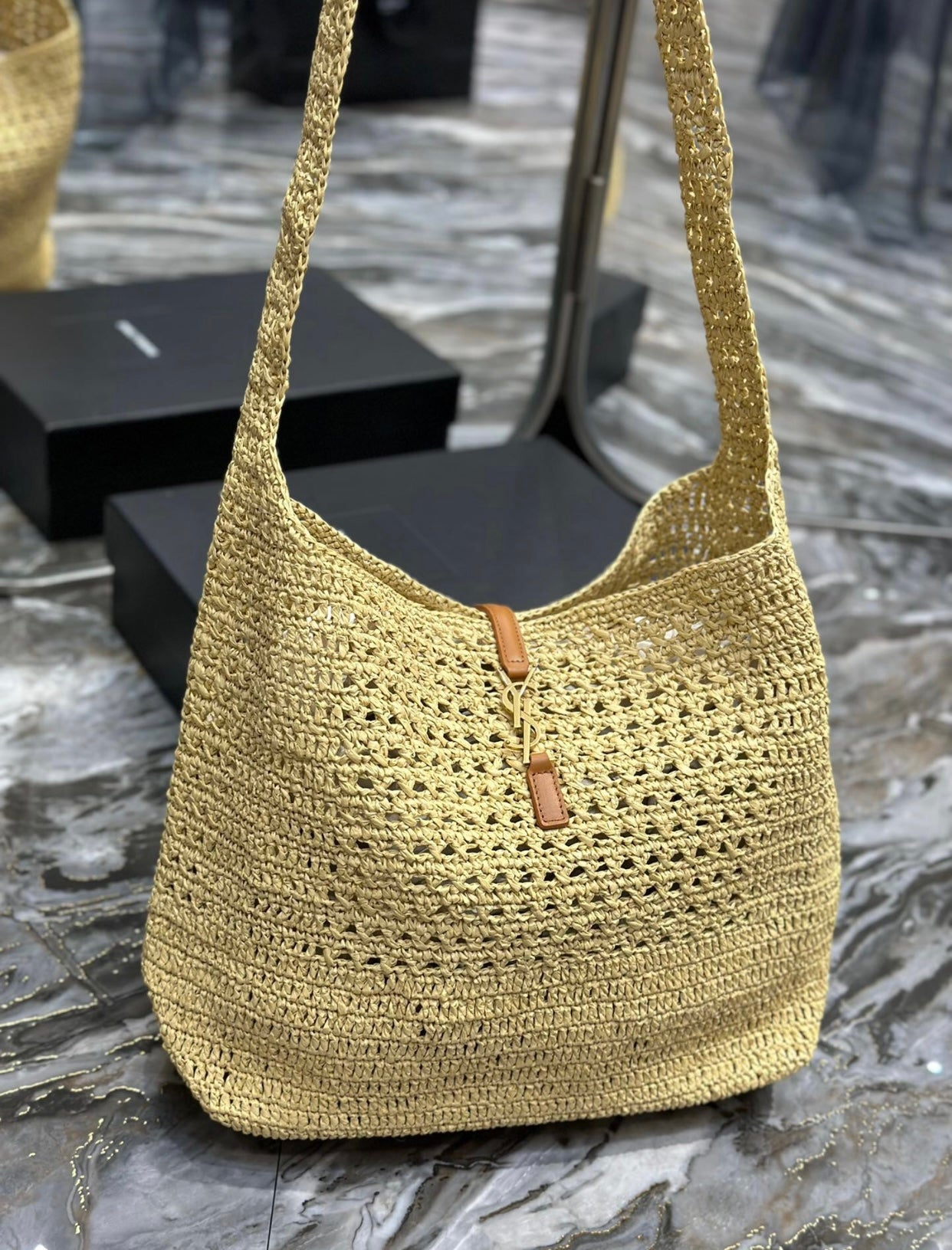 Hobo Raffia
