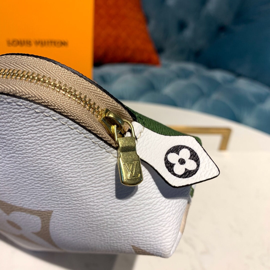 Giant Monogram Cosmetic Case