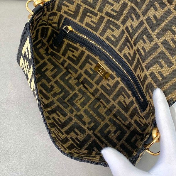 Baguette Raffia