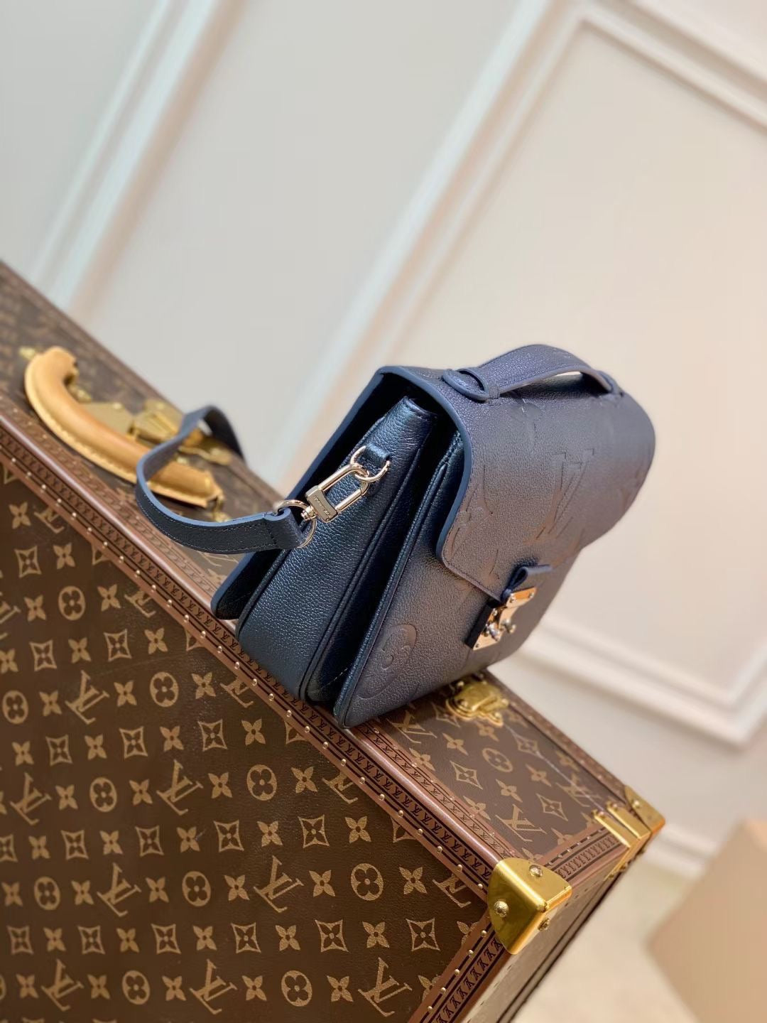Pochette Metis