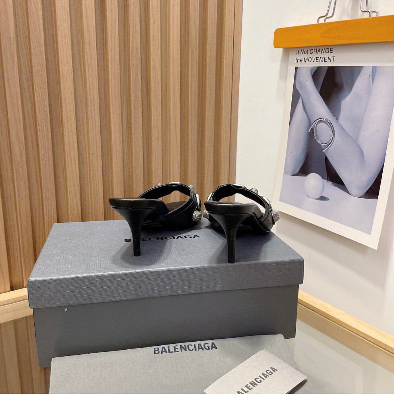 Cagole Sandals