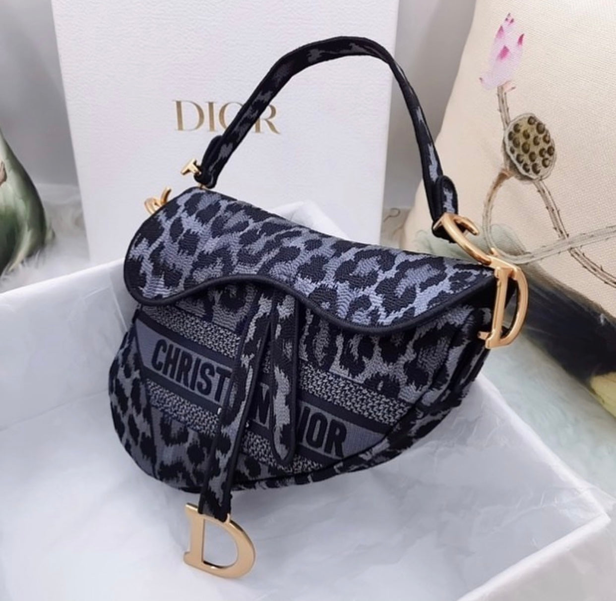 Saddle Bag