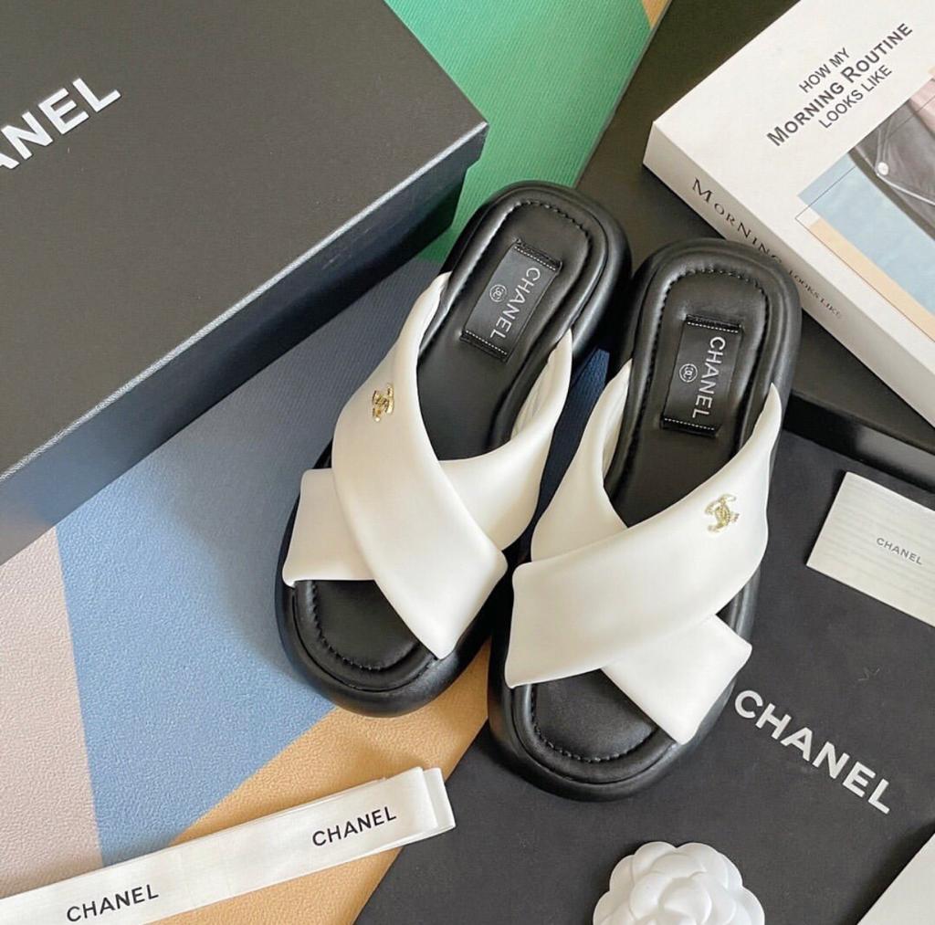 CC Leather Sandals