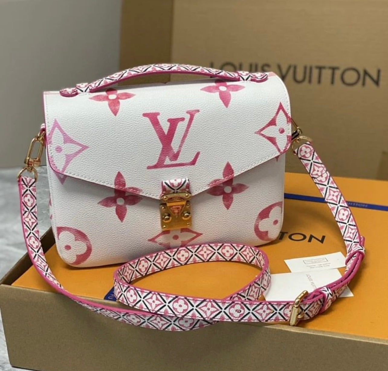 Pochette Metis