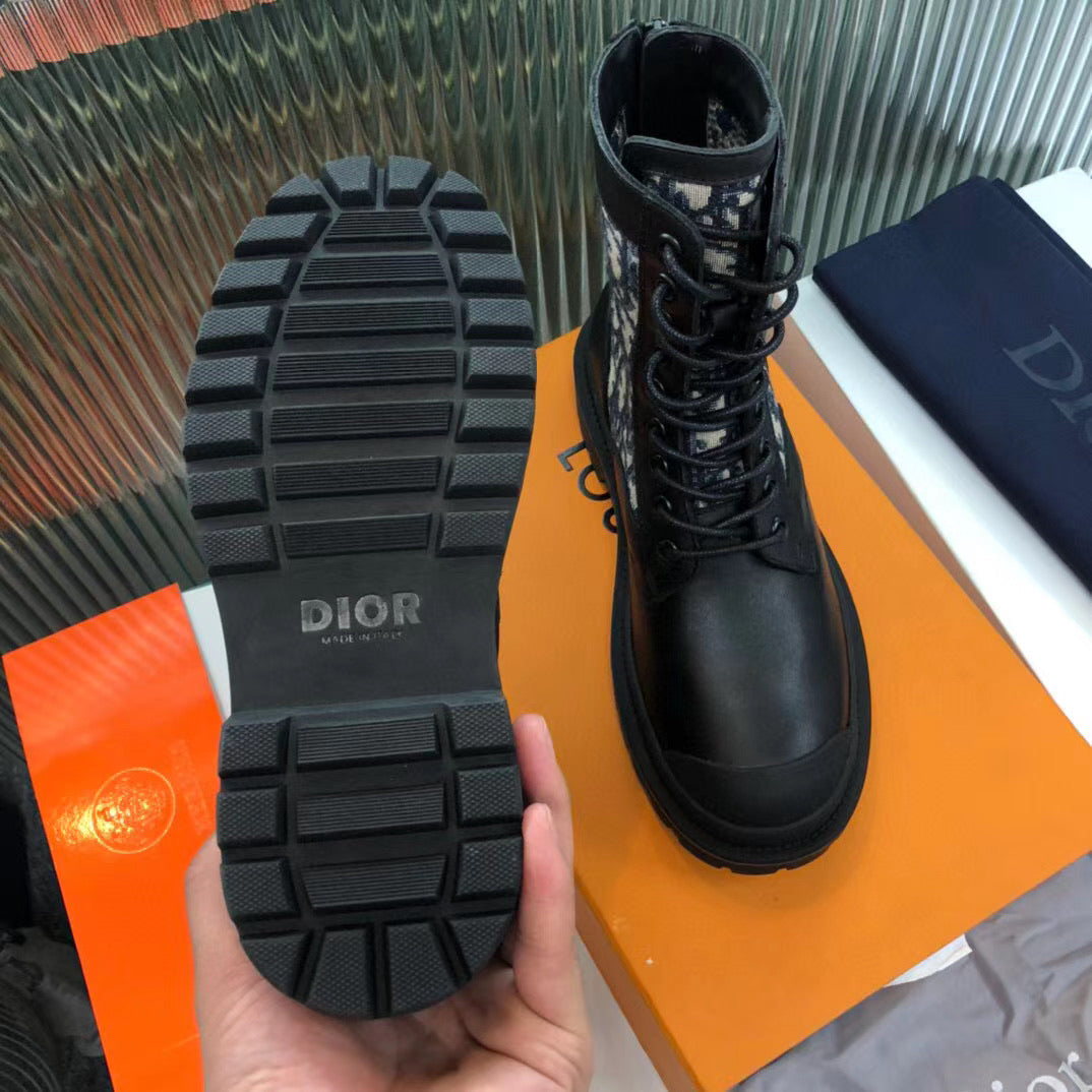 Oblique Boots