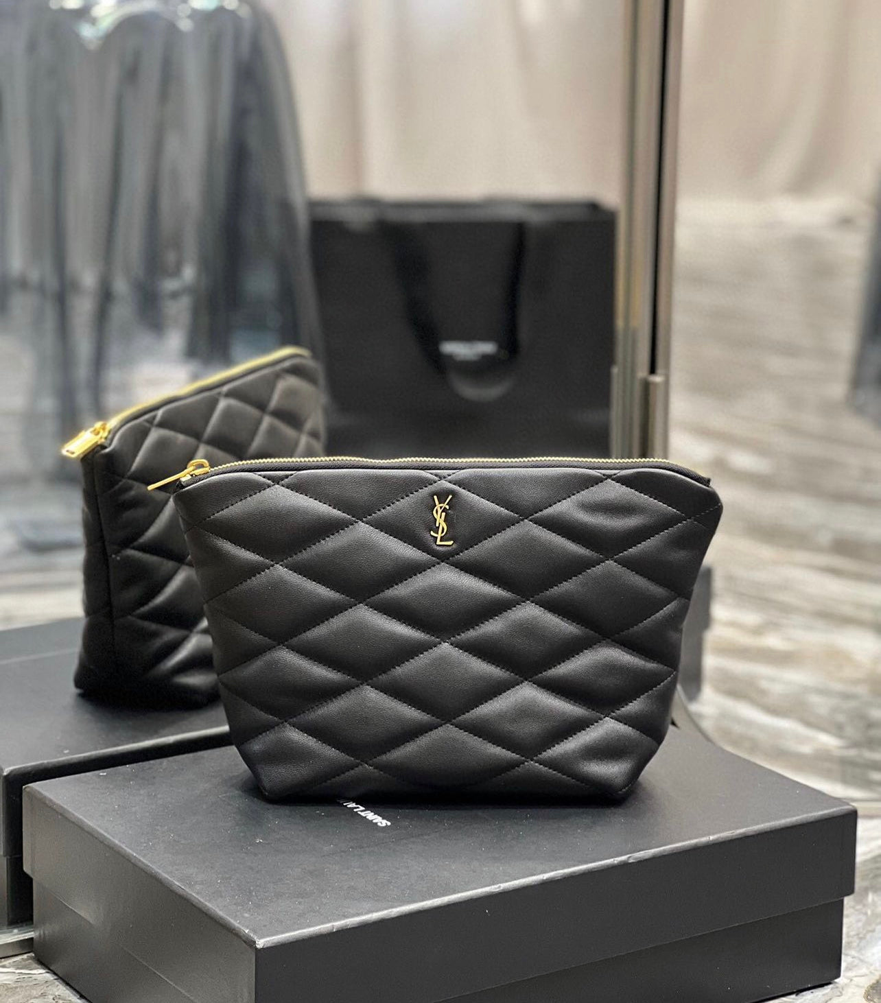 Sade Pouch
