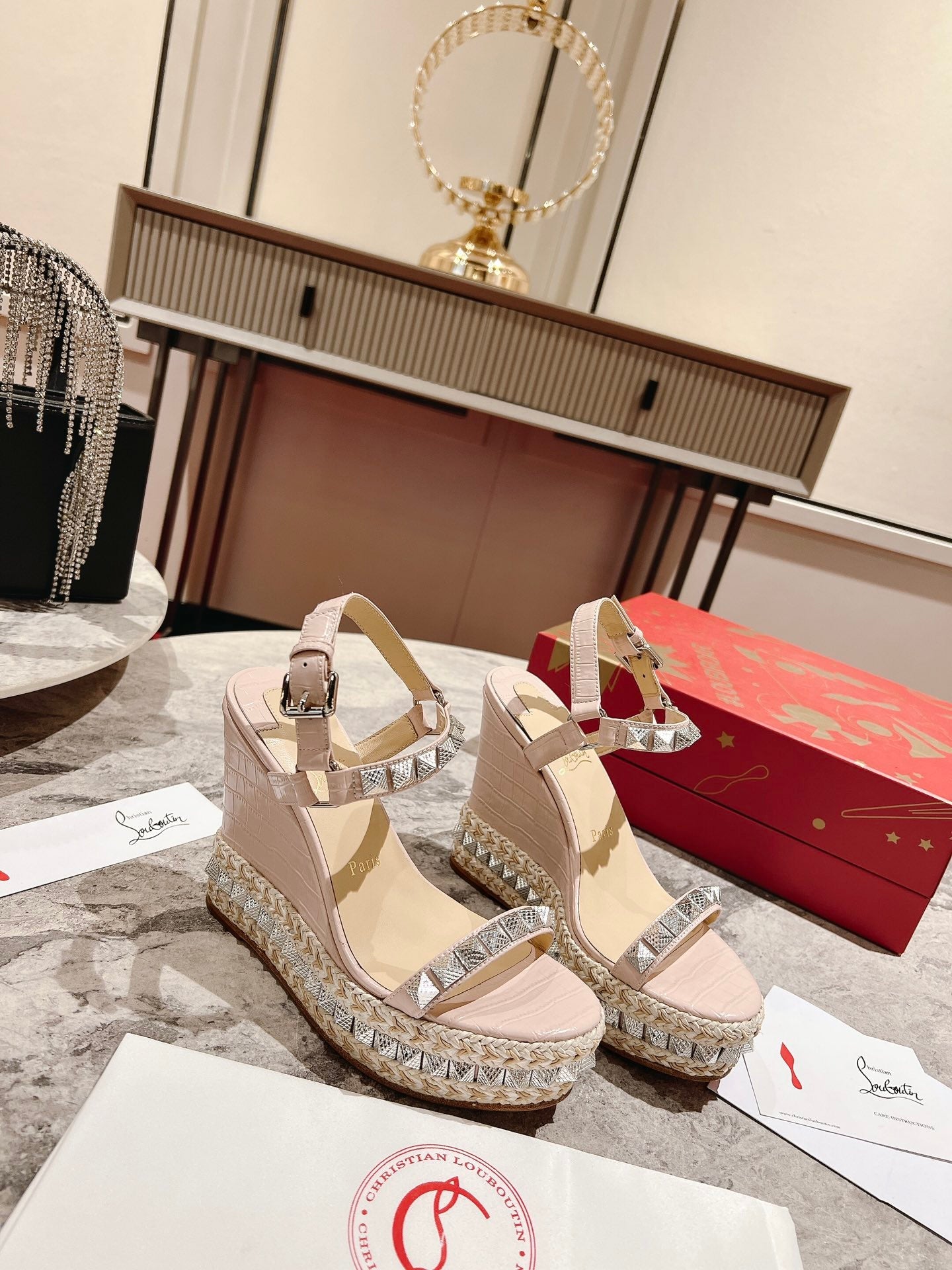 Pyraclou Wedges