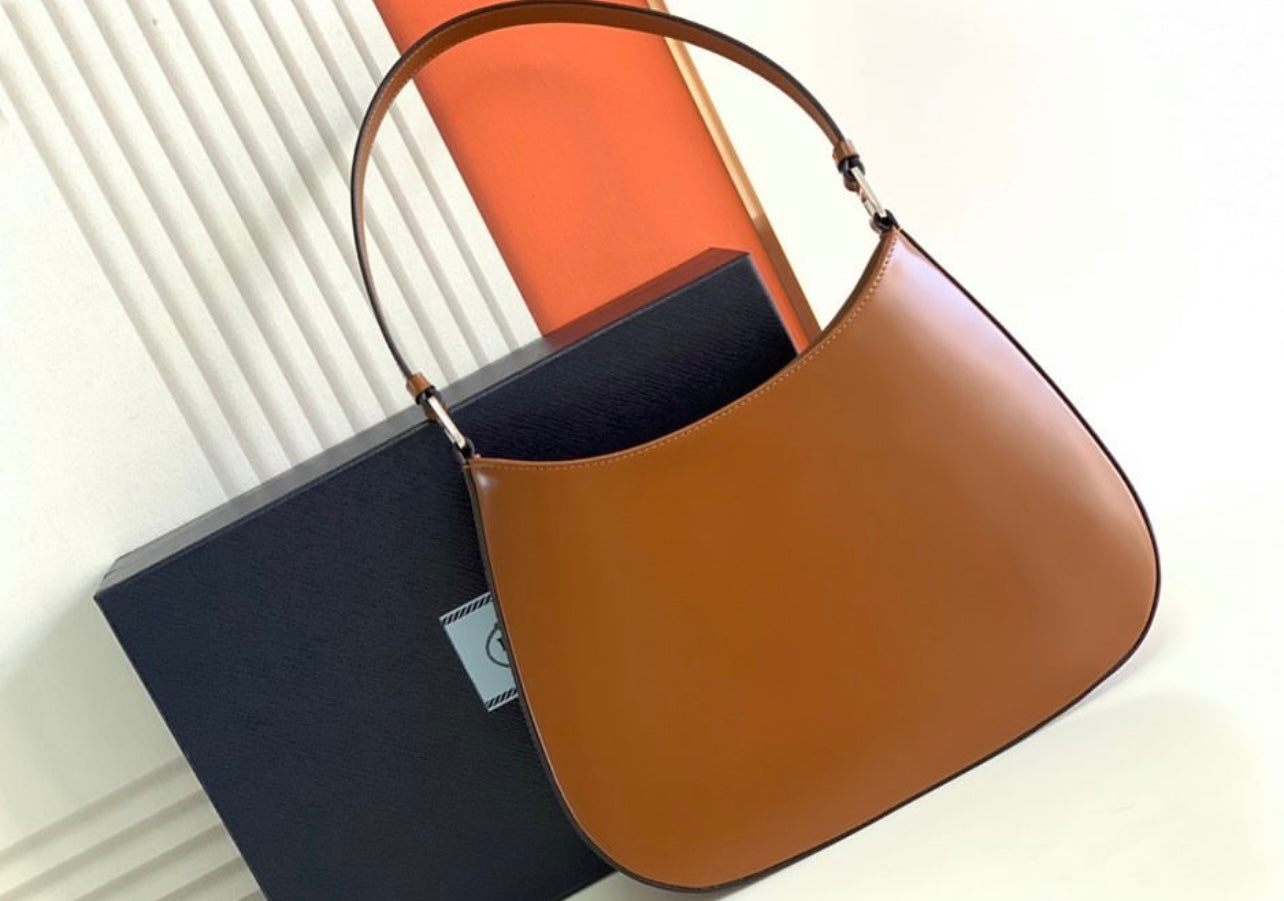 Cleo Shoulder Bag