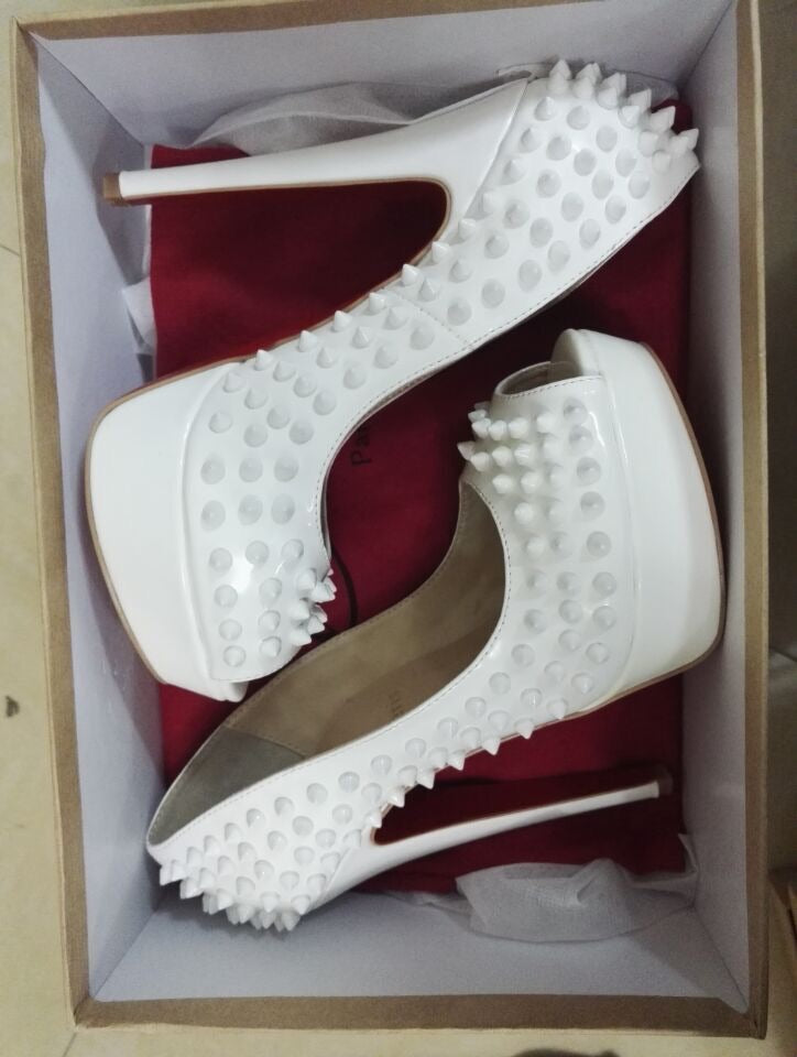 Lady Peep Spikes