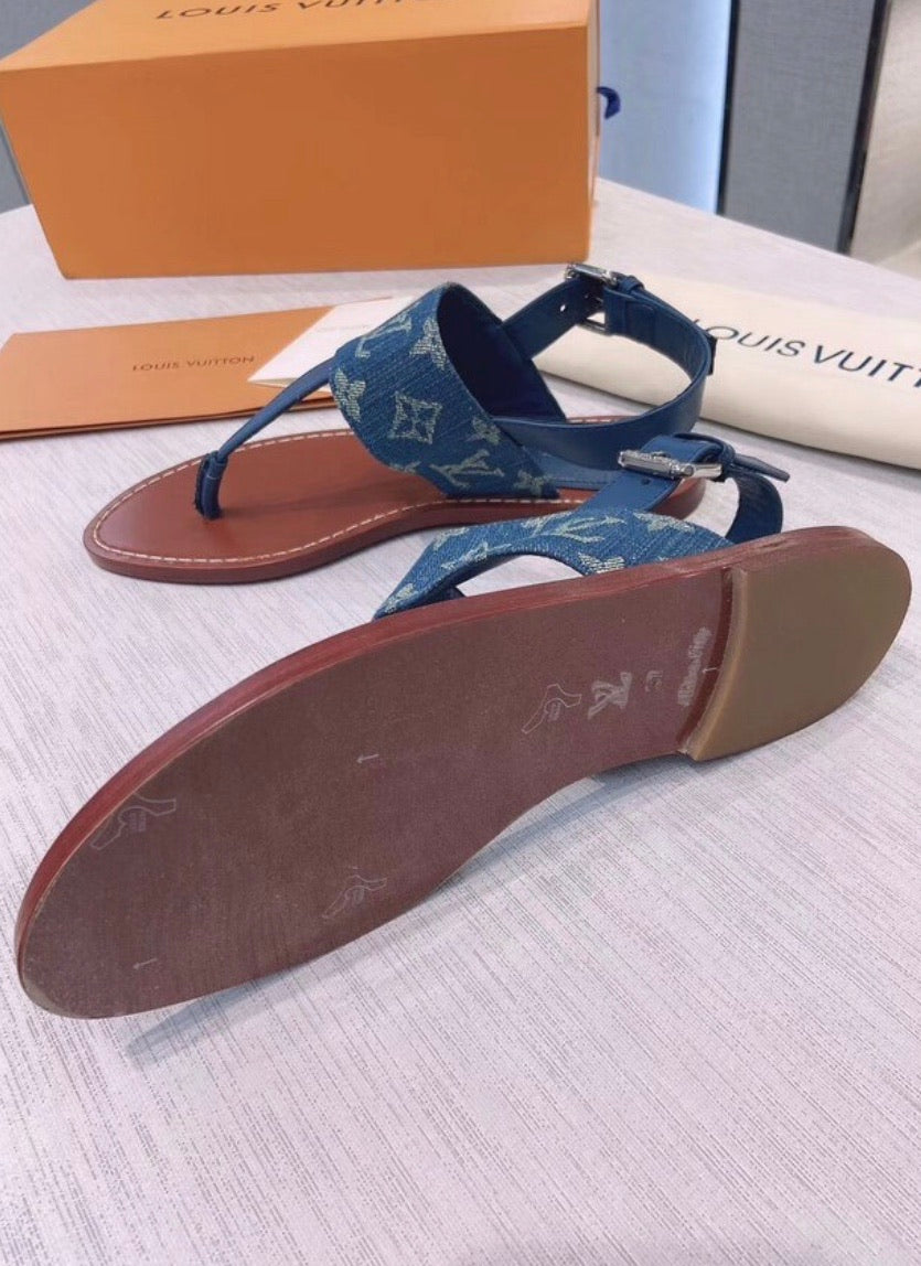 Starboard Thong Sandals