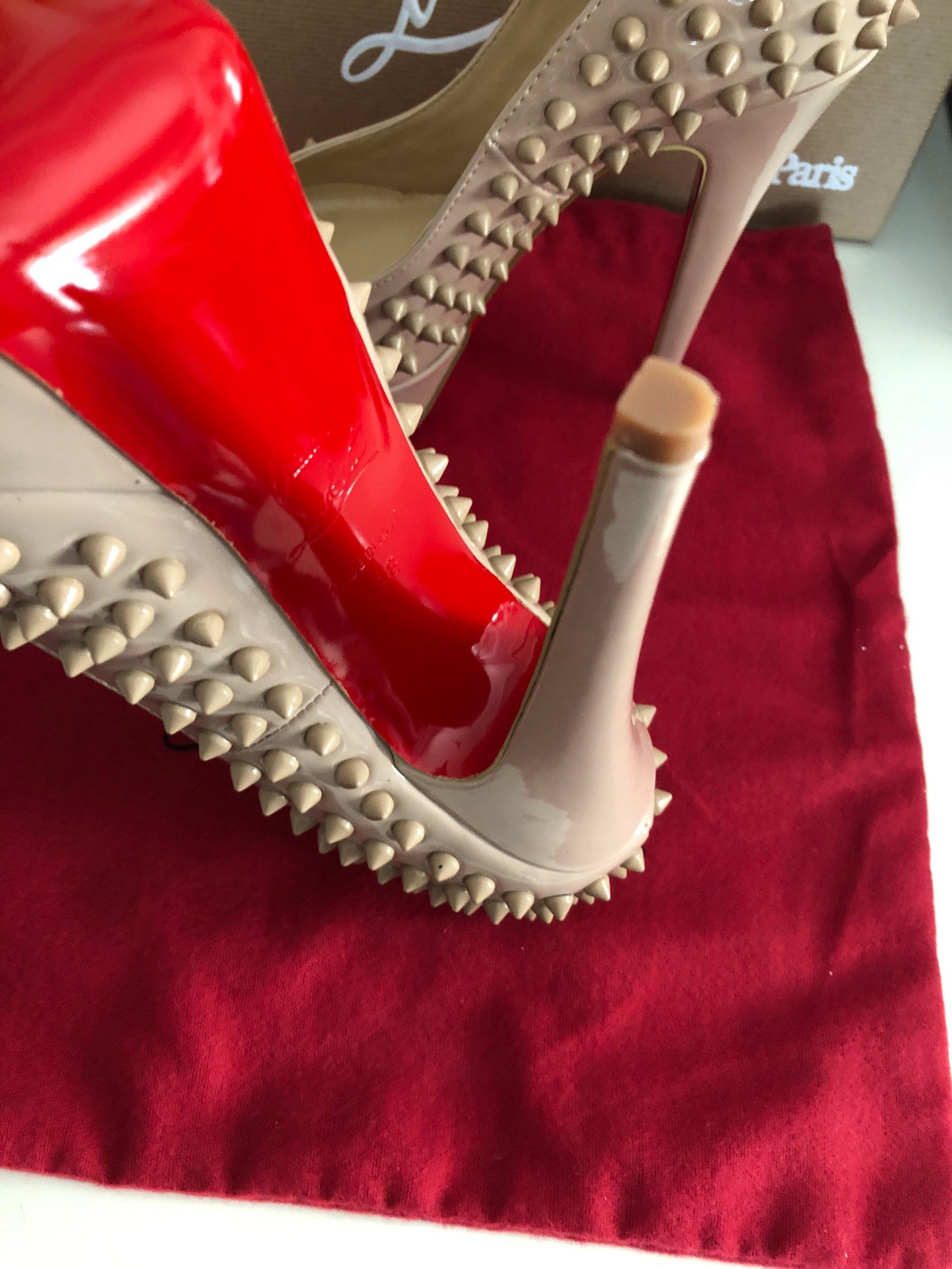 Lady Peep Spikes