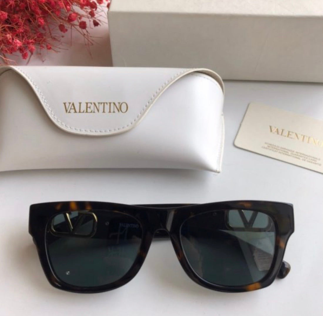 V Logo Sunglasses