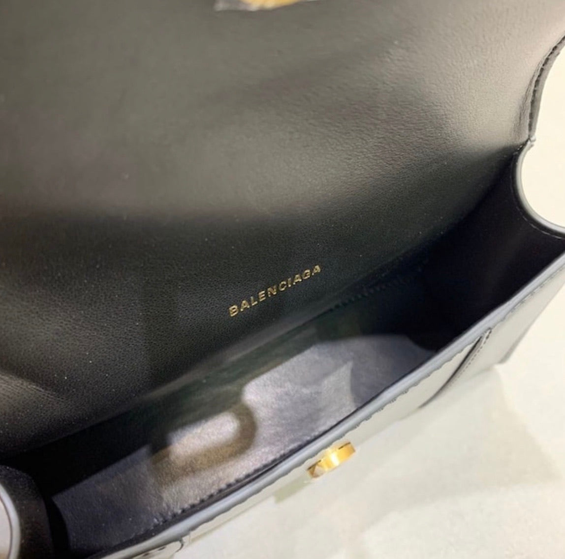 Hourglass Belt Bag