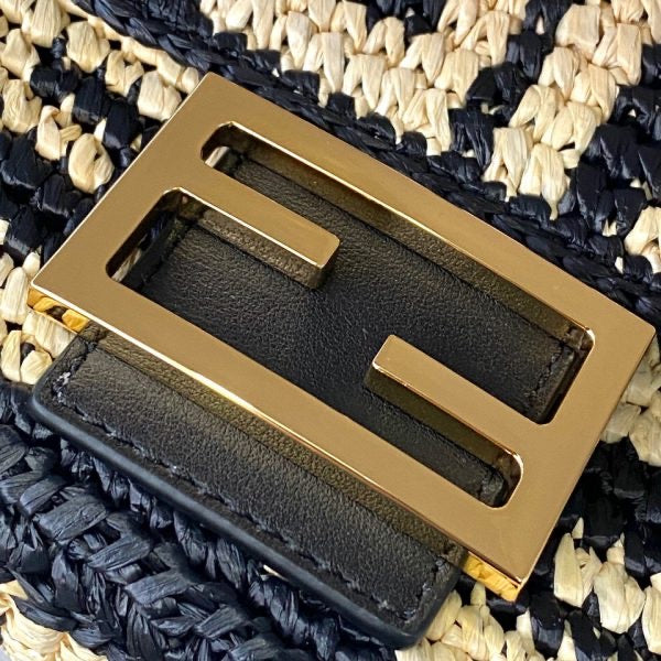 Baguette Raffia