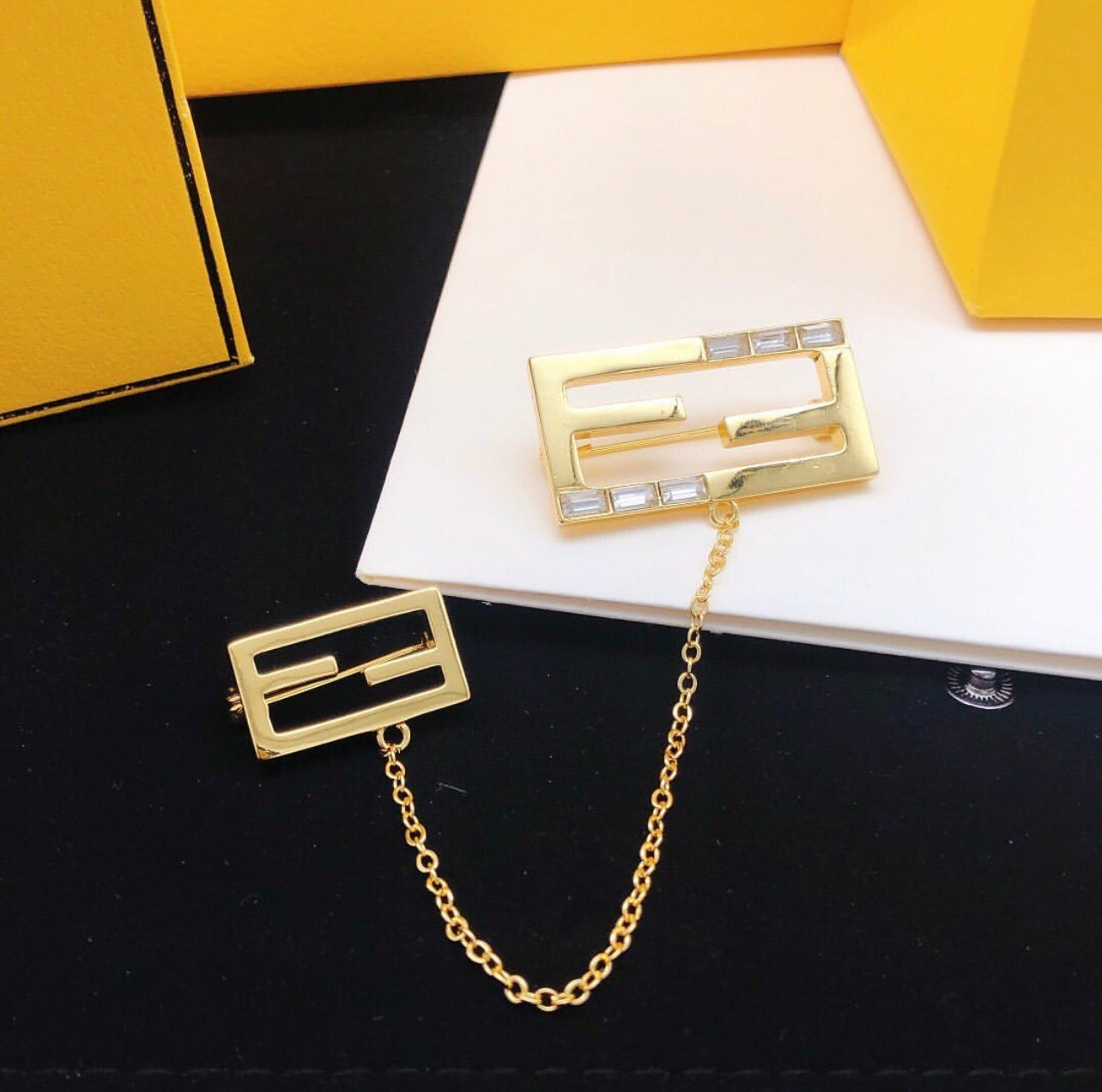 Chain Brooch