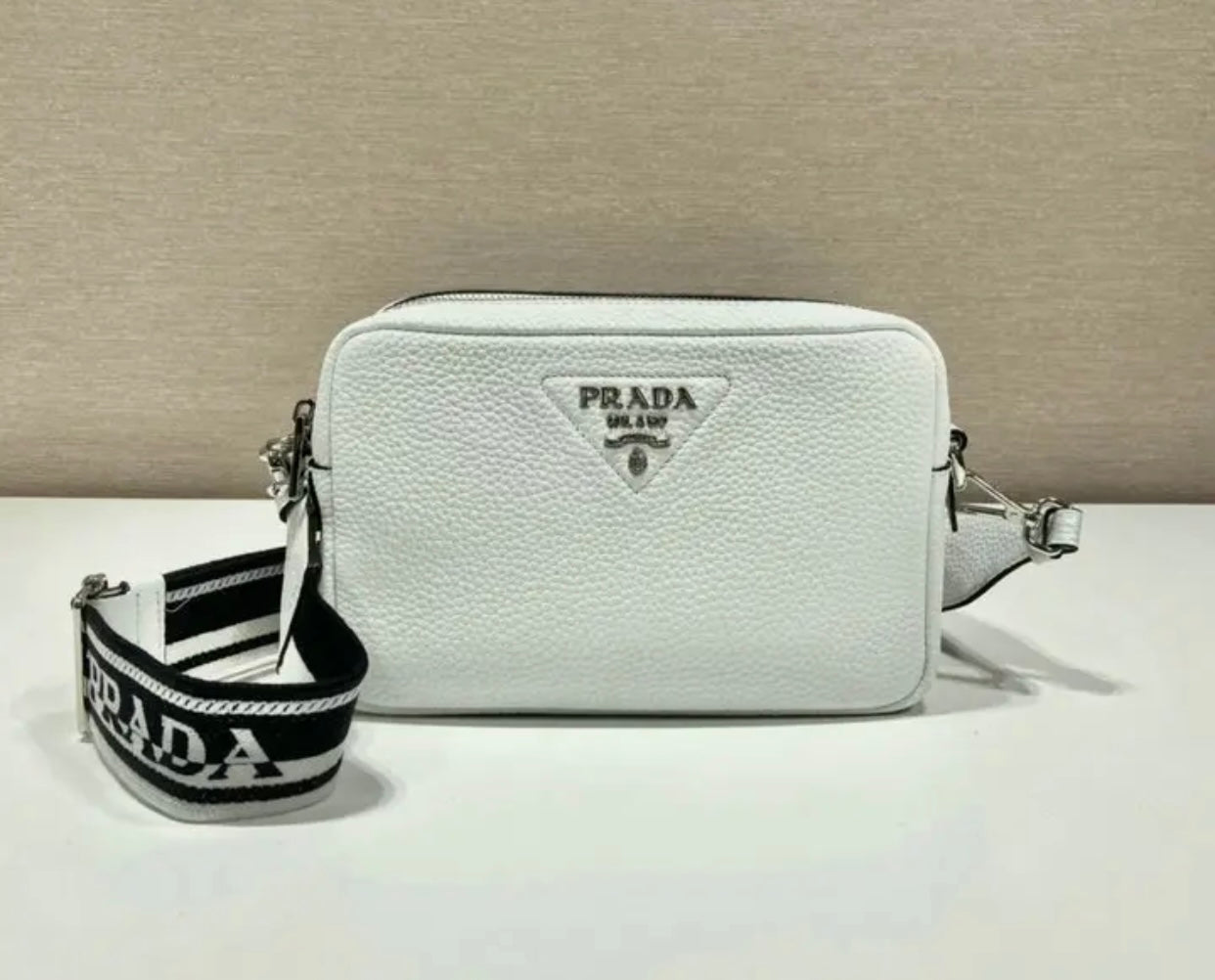 Medium Leather Bag